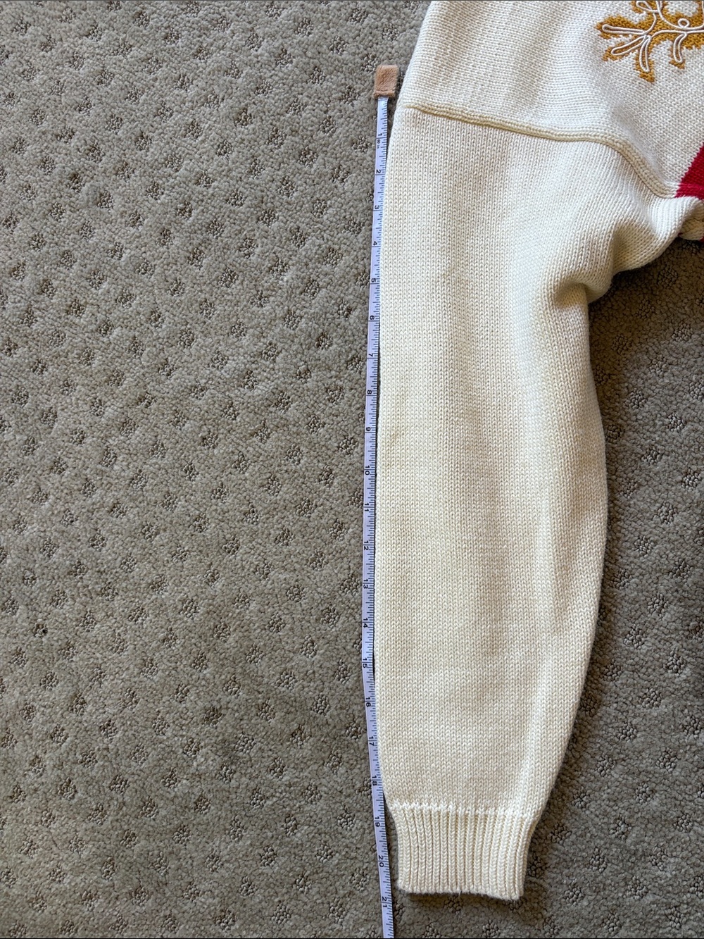 Vintage Susan Bristol Cream Crewneck Sweater with Red, Navy & Gold Medallion - Picture 10 of 12